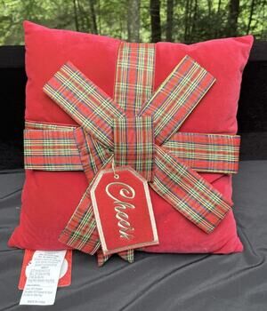 NWT Christmas Throw Pillow 18” Gift Wrapped W Tag Holiday Red Members Mark